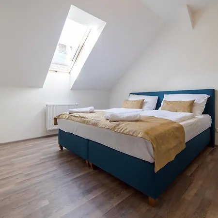 Myapartment In The Center Τσέσκε Μπουντεγιόβιτσε
