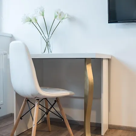 Myapartment In The Center Апартаменты Ческе-Будеёвице