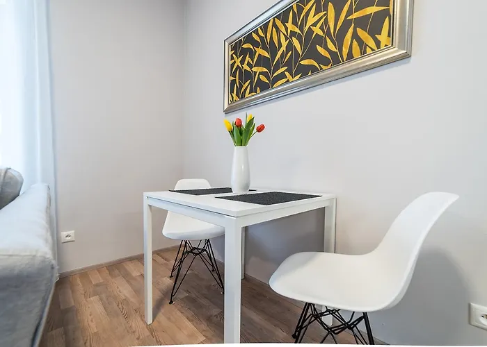 Апартаменти Myapartment In The Center